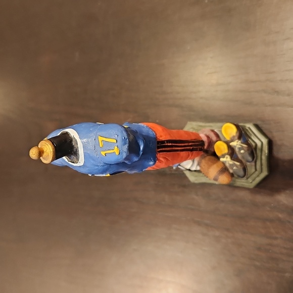 Vintage K's Collection, Football figurine, #17 - Picture 3 of 16